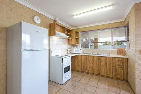 Albany Holiday Units - Australia Accommodation 2