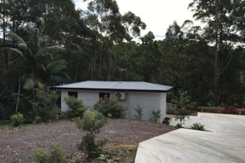 Mapleton Cabins & Caravan Park - Australia Accommodation 0