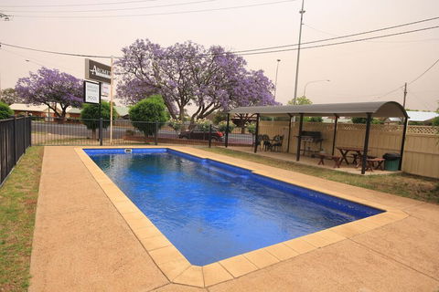 Aromet Motor Inn - Australia Accommodation 2