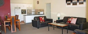Aquarius Resort Holiday Apartments - Australia Accommodation 4