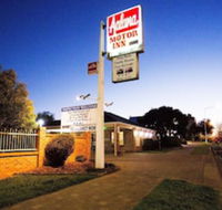 Golden Chain Aalana Motor Inn - Australia Accommodation