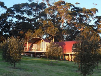 Tennessee Hill Chalets - Australia Accommodation 5