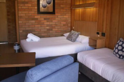 Court Street Motel - Australia Accommodation 7