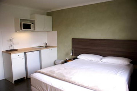 Mackay Motor Inn - Australia Accommodation 0