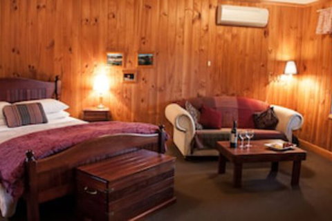 Balingup Heights Hilltop Forest Cottages - Australia Accommodation 0