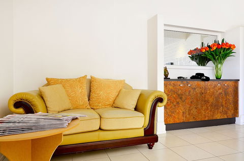 Mackellar Motel - Australia Accommodation 2