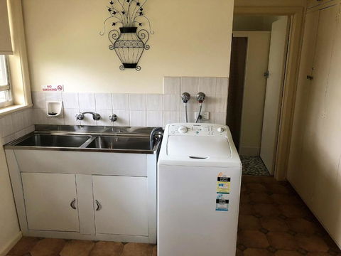 Admurraya House Bed & Breakfast - Australia Accommodation 2