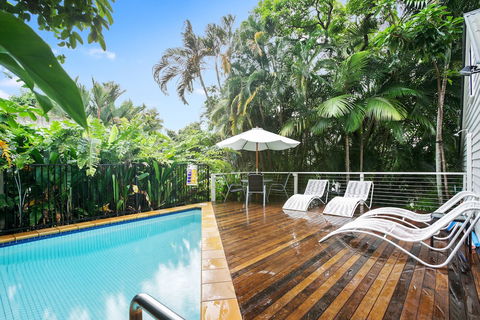 Port Douglas Cottage And Lodge - Australia Accommodation 4