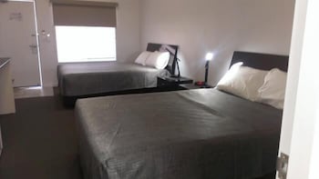 Gunnedah Lodge Motel - Australia Accommodation 4