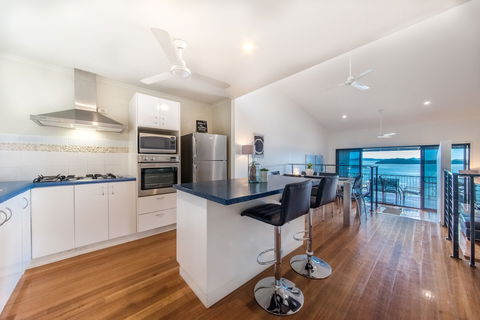 Panorama 11 - Australia Accommodation 2