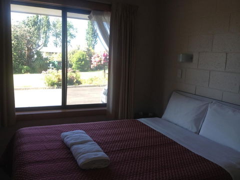 Willaway Motel Apartments - Australia Accommodation 4