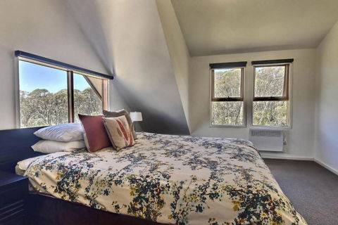 Cape Cod - Australia Accommodation 2