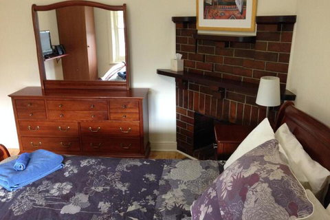MacDonnell House Naracoorte - Australia Accommodation 4