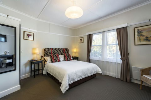 Ashdowns Of Dover B&B - Australia Accommodation 3