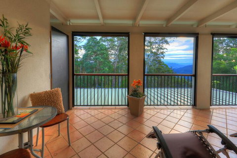 Mapleton Falls Accommodation - Australia Accommodation 4