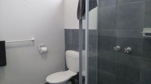 Colac Central Hotel-Motel - Australia Accommodation 2