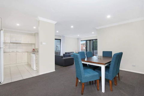 Wollongong Serviced Apartments - Australia Accommodation 3