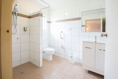 A & A Motel - Australia Accommodation 6