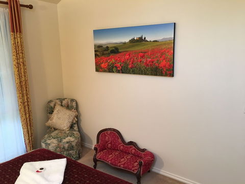 Weeroona - Australia Accommodation 0