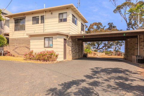 Jetty Road Retreat - Australia Accommodation 3