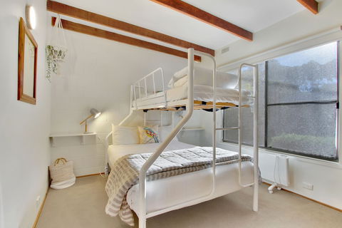 Jetty Road Retreat - Australia Accommodation 6