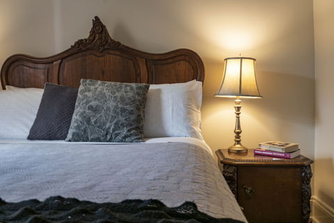 The Albert & Mills Guest House & Apartments - Australia Accommodation 6