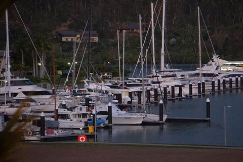 Airlie Seaview Apartments - Australia Accommodation 3