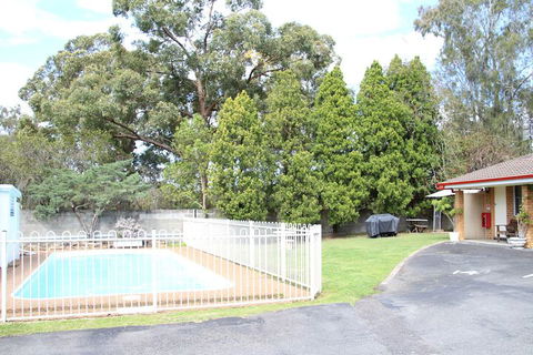 Central Coast Motel - Australia Accommodation 2