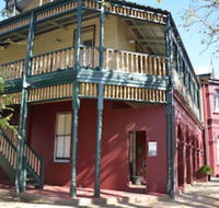 Leura House - Australia Accommodation
