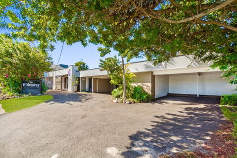 Hideaway Noosa Men Only Beach Resort - Australia Accommodation 2