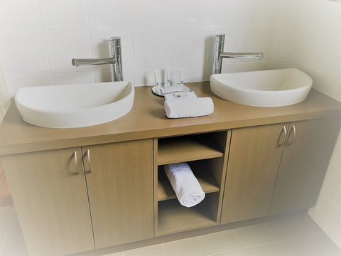 Balingup Highview Chalets - Australia Accommodation 4