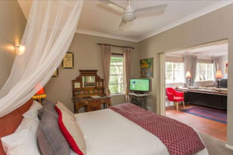 Castle Villa By The Sea - Australia Accommodation 4
