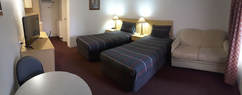 Cooma Motor Lodge Motel - Australia Accommodation 4
