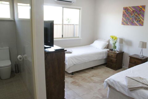 Wunan House - Australia Accommodation 3