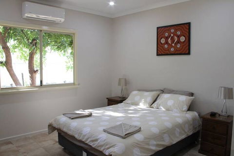 Wunan House - Australia Accommodation 2