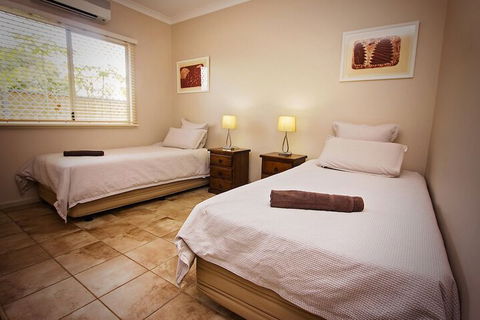 Wunan House - Australia Accommodation 5
