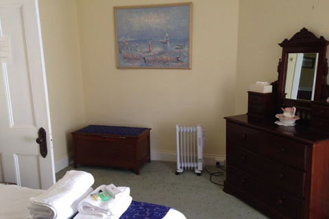 Acacia Bed & Breakfast - Australia Accommodation 2