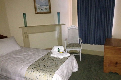 Acacia Bed & Breakfast - Australia Accommodation 6
