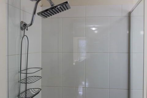 Australian Home Away At East Doncaster Andersons Creek 1 - Australia Accommodation 5