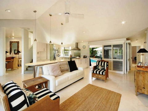 43 Cooran Court - Australia Accommodation 4