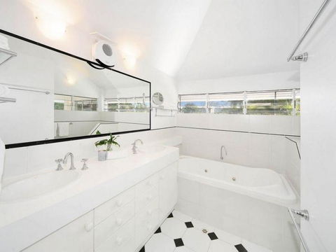 43 Cooran Court - Australia Accommodation 1
