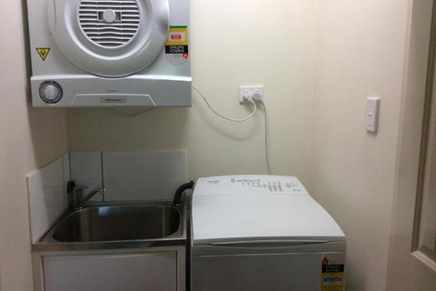 Tinaroo Sunset Retreat - Australia Accommodation 2