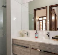 Fairway Manor Accommodation - Australia Accommodation