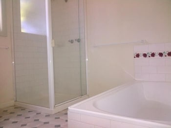 Abelia Cottage Of Daylesford Botanical - Australia Accommodation 6