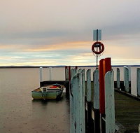 Mariners Cove at Paynesville Motel  Apartments - Australia Accommodation