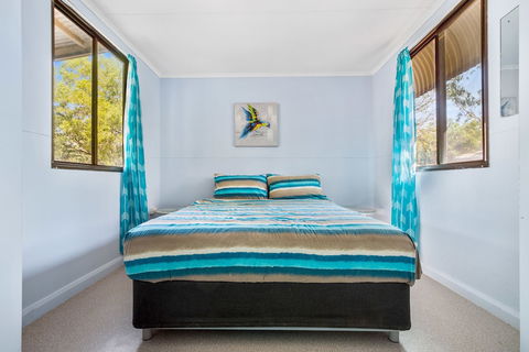 AAOK Lakes Resort & Caravan Park - Australia Accommodation 1