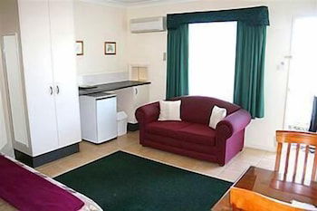 Maynestay Motel - Australia Accommodation 4