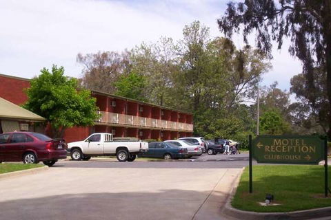 Corowa Golf Club Motel - Australia Accommodation 6