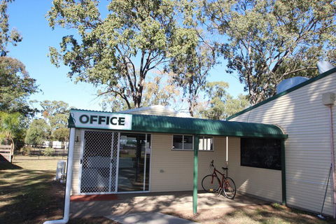 AAOK Jandowae Accommodation Park - Australia Accommodation 2