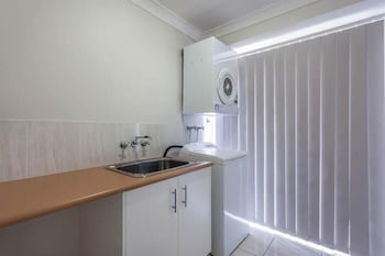 Annand Mews Serviced Apartments - Australia Accommodation 3